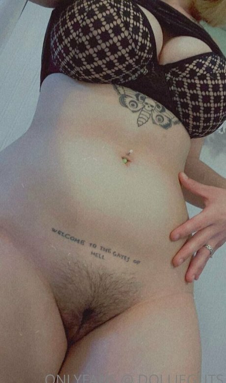 Nagie wyciekłe zdjęcie OnlyFans od Dollieguts
