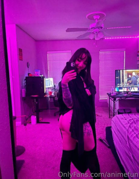 Nagie wyciekłe zdjęcie OnlyFans od Krissysama