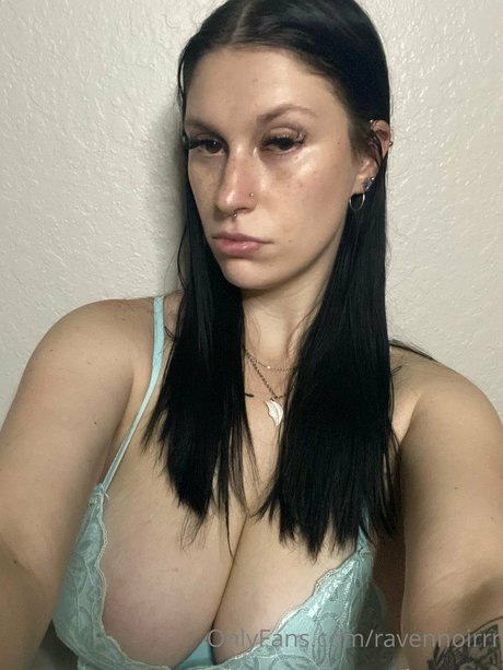 Nagie wyciekłe zdjęcie OnlyFans od Ravennoirrr