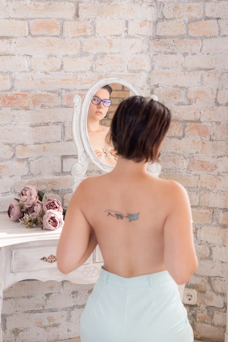 Nagie wyciekłe zdjęcie OnlyFans od Lotti N
