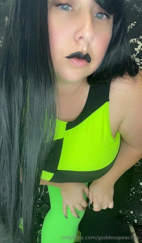 Goddess Peaches