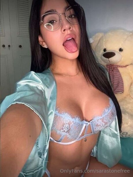 Nagie wyciekłe zdjęcie OnlyFans od Sarastonefree
