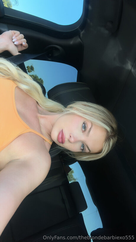 Nagie wyciekłe zdjęcie OnlyFans od Theblondebarbiexo555