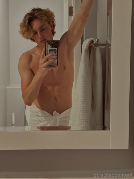 Nagie wyciekłe zdjęcie OnlyFans od Imadrienagreste
