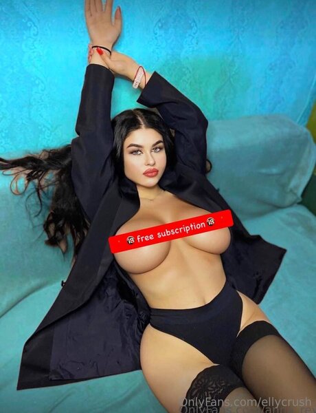 Nagie wyciekłe zdjęcie OnlyFans od Ellycrush
