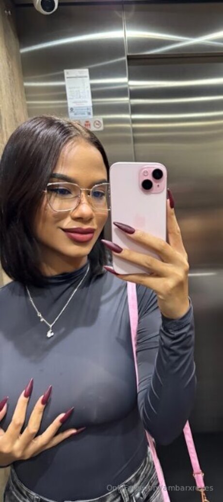 Nagie wyciekłe zdjęcie OnlyFans od Ambarxreyes