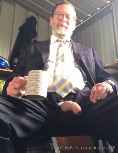 Cigardad65