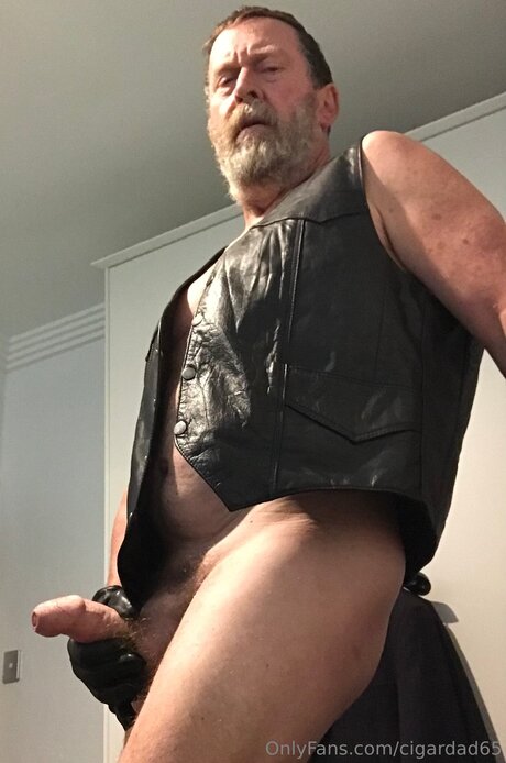 Cigardad65
