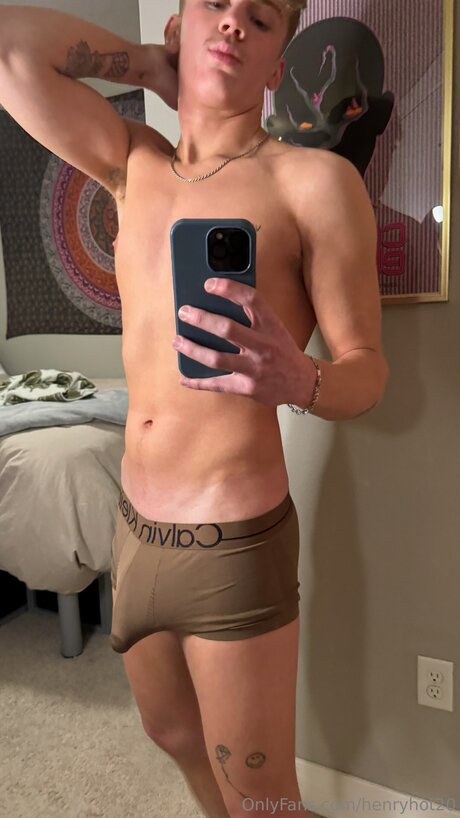 Nagie wyciekłe zdjęcie OnlyFans od Henryhot20