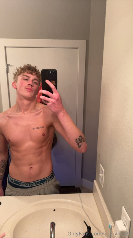 Nagie wyciekłe zdjęcie OnlyFans od Henryhot20