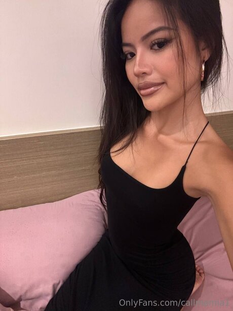 Nagie wyciekłe zdjęcie OnlyFans od Callmemia1
