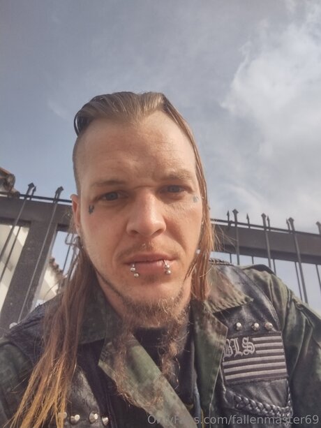 Nagie wyciekłe zdjęcie OnlyFans od Fallenmaster69
