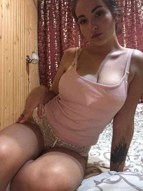 Nagie wyciekłe zdjęcie OnlyFans od Anya Brunette