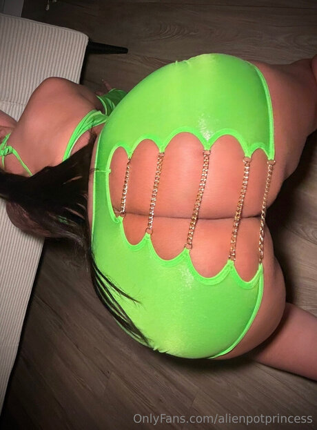 Alienpotprincess