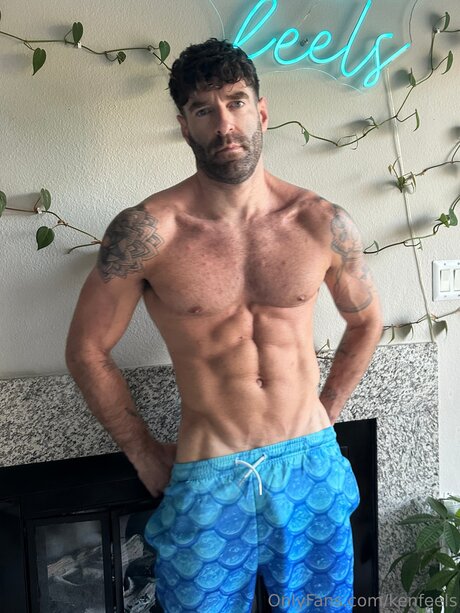 Nagie wyciekłe zdjęcie OnlyFans od Kenfeels