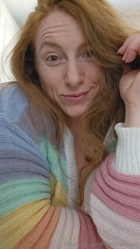 Nagie wyciekłe zdjęcie OnlyFans od Fitlittleredhead