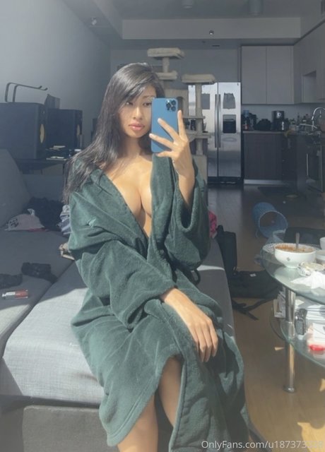 Nagie wyciekłe zdjęcie OnlyFans od Kimmy Kums