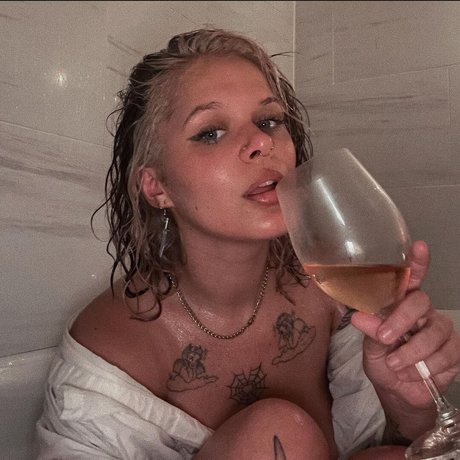Nagie wyciekłe zdjęcie OnlyFans od Smartass