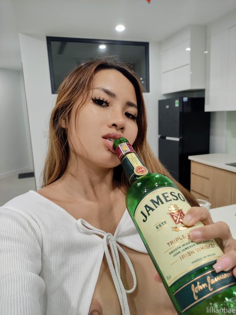 Nagie wyciekłe zdjęcie OnlyFans od Lillian