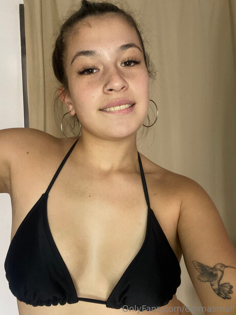 Nagie wyciekłe zdjęcie OnlyFans od Emmasmall