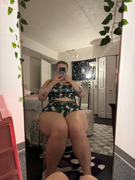 Nagie wyciekłe zdjęcie OnlyFans od Celestialjoyce
