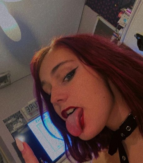 Nagie wyciekłe zdjęcie OnlyFans od Gothicbratgf