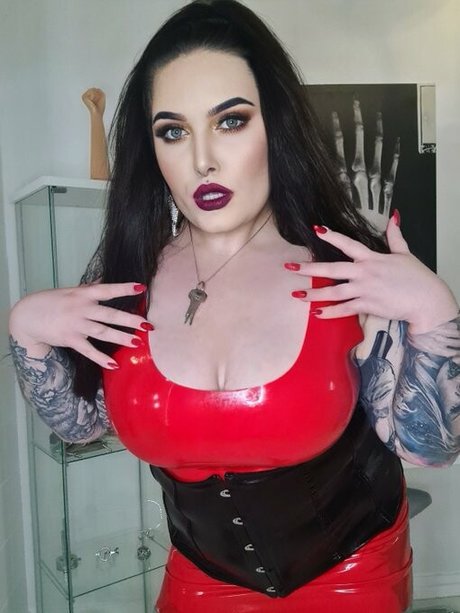 Nagie wyciekłe zdjęcie OnlyFans od Mistress Karino