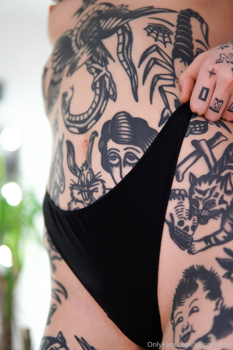 Nagie wyciekłe zdjęcie OnlyFans od Tattooed Russian