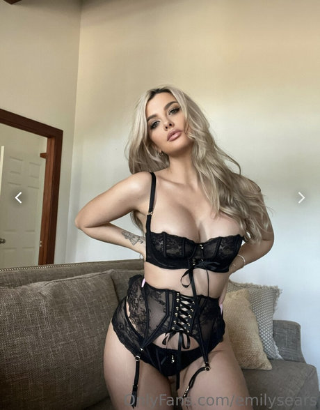 Nagie wyciekłe zdjęcie OnlyFans od Emily Sears