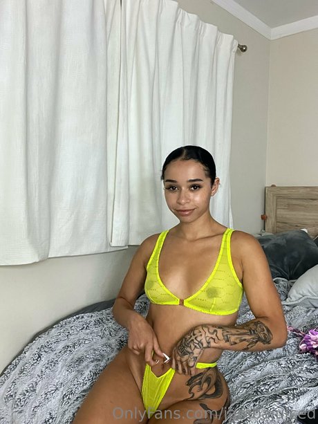 Nagie wyciekłe zdjęcie OnlyFans od Jambajuiced Queen Qiana