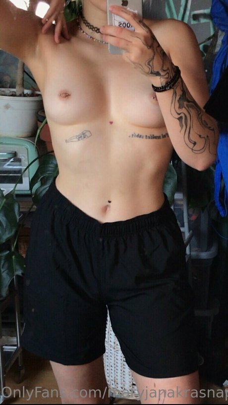 Nagie wyciekłe zdjęcie OnlyFans od Maryjanakrasnapanna