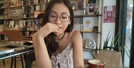 Nagie wyciekłe zdjęcie OnlyFans od Zumi