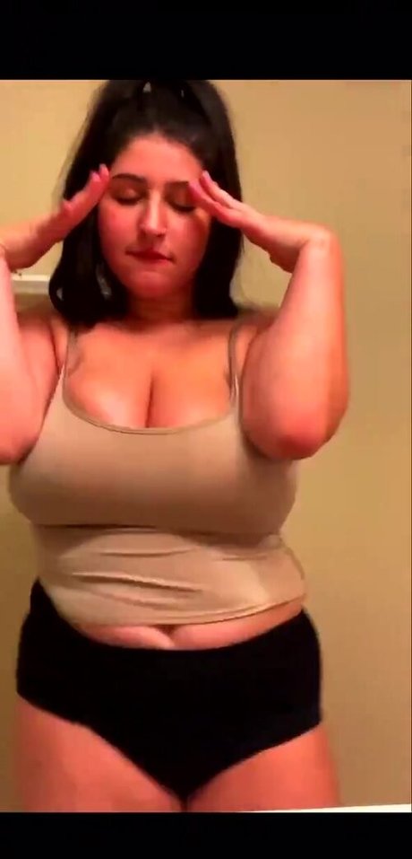 Nagie wyciekłe zdjęcie OnlyFans od Zucchini