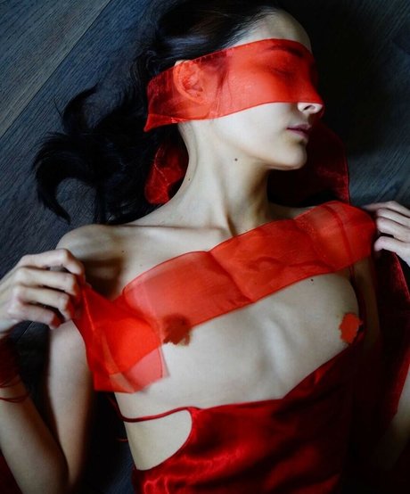 Nagie wyciekłe zdjęcie OnlyFans od Zukhra Galina