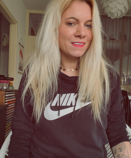 Nagie wyciekłe zdjęcie OnlyFans od Blogmama