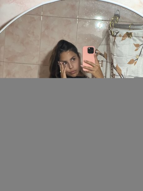 Nagie wyciekłe zdjęcie OnlyFans od Fativiki