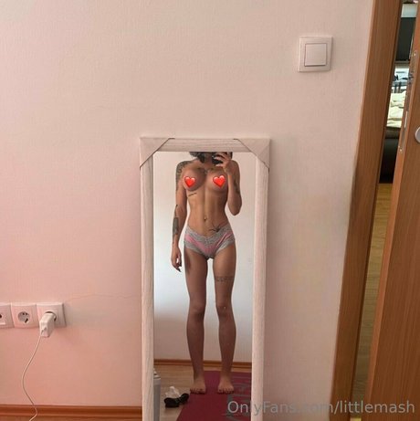 Nagie wyciekłe zdjęcie OnlyFans od Littlemash Masha Beffa