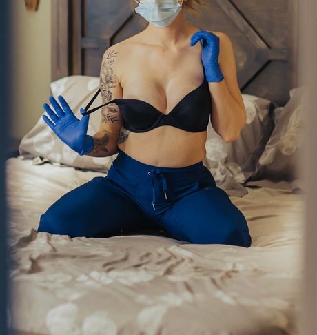 Nagie wyciekłe zdjęcie OnlyFans od Emmajonesof