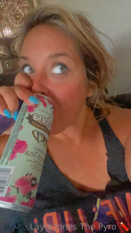 Nagie wyciekłe zdjęcie OnlyFans od Layla Jones