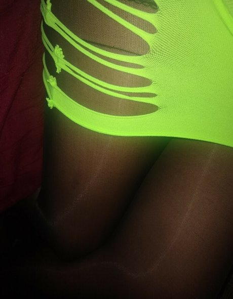 Nagie wyciekłe zdjęcie OnlyFans od Besos