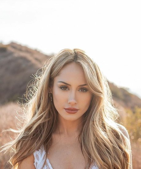 Nagie wyciekłe zdjęcie OnlyFans od Angela Halili