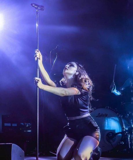 Lauren Mayberry