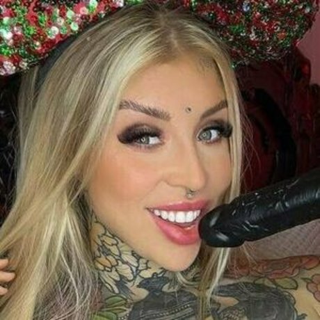 Nagie wyciekłe zdjęcie OnlyFans od Fitmomnextdoor