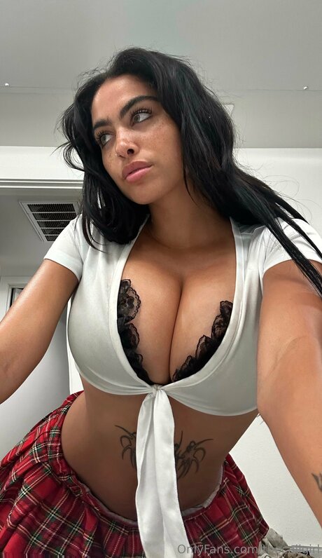 Nagie wyciekłe zdjęcie OnlyFans od Thecaligirl
