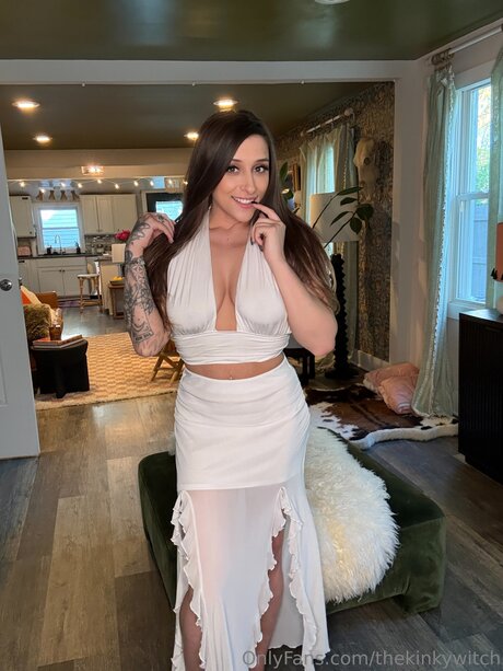 Nagie wyciekłe zdjęcie OnlyFans od Thekinkywitch