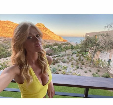 Nagie wyciekłe zdjęcie OnlyFans od Katherine Mcnamara