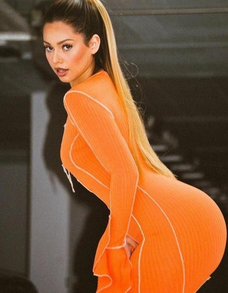 Nagie wyciekłe zdjęcie OnlyFans od Laurgmzz