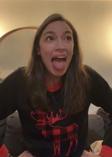 Nagie wyciekłe zdjęcie OnlyFans od Alexandria Ocasiocortez