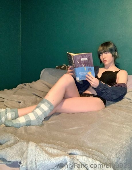 Nagie wyciekłe zdjęcie OnlyFans od Bluu929