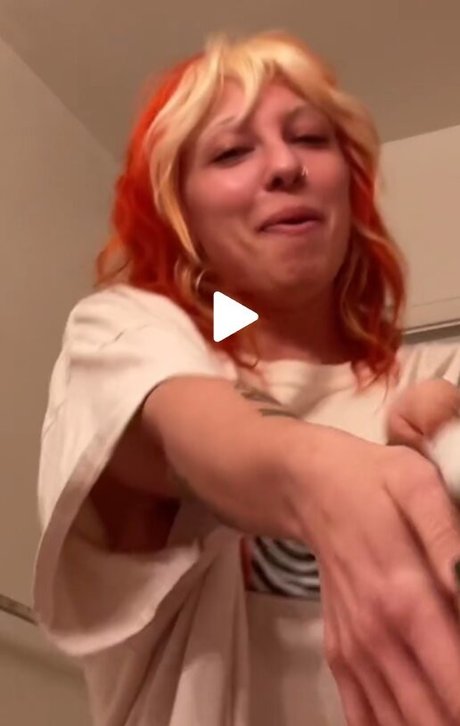 Nagie wyciekłe zdjęcie OnlyFans od Cami Petyn